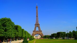 light architecture sky eiffel tower paris monument 827084 pxhere.com